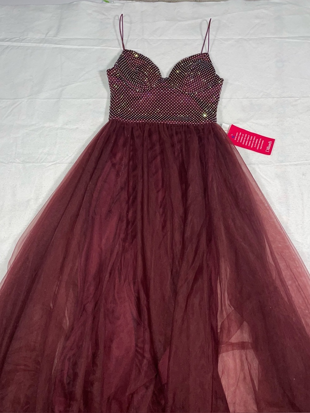 B Darlin 1/2 Burgundy Gemstone Sweetheart Neckline Zip Back Prom Gown NWT